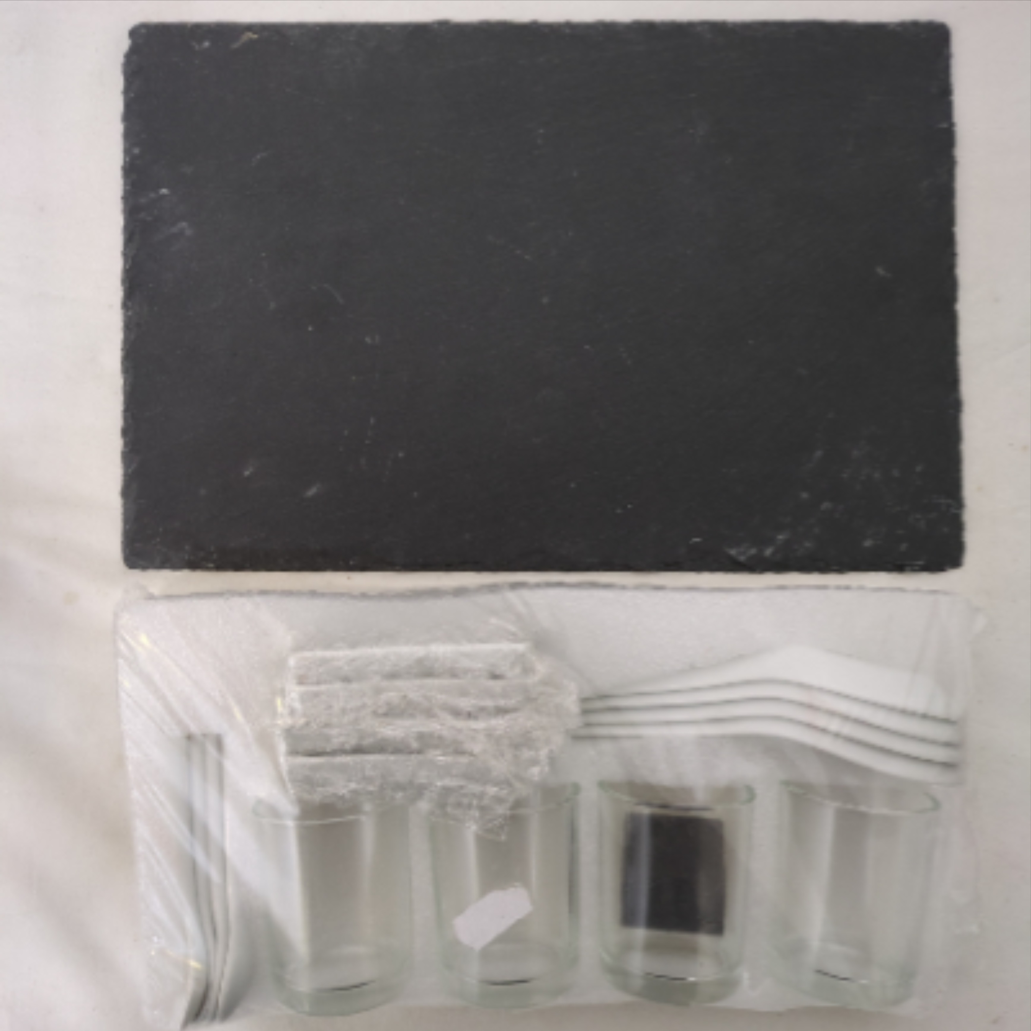 Set apéritif (17 pièces) Comme neuf - Vue 2 - 